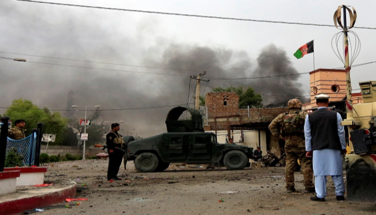 آثار أحد الانفجارات في أفغانستان- أرشيفية