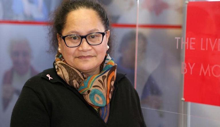  الممرضة النيوزيلندية لويزا أكافي