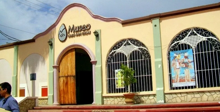 قوس كابو دي سان لوكاس