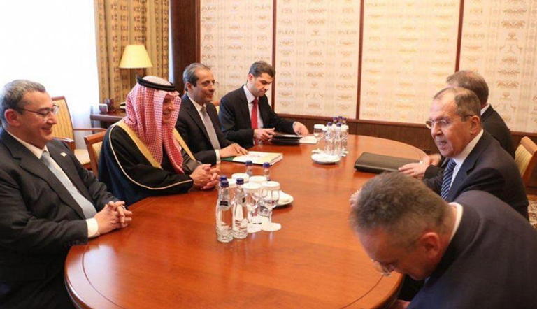 الجبير ولافروف خلال اللقاء بموسكو اليوم الثلاثاء الجبير ولافروف خلال اللقاء بموسكو اليوم الثلاثاء