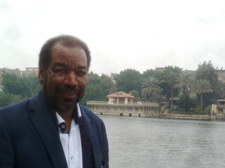 الروائي السوداني طارق الطيب