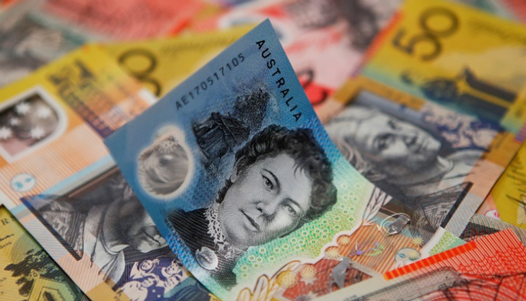 الدولار الأسترالي‭ ‬يقفز بعد بيانات صينية