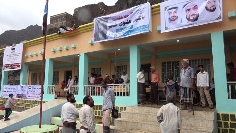 الإمارات تفتتح مدرسة الشهيد بلليل طاهر في محافظة أبين اليمنية