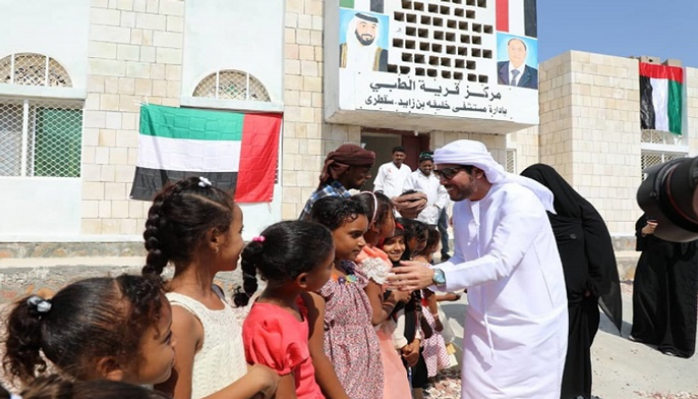 وفد "الأمومة والطفولة" الإماراتي يزور مستشفى الشيخ خليفة بأرخبيل سقطرى