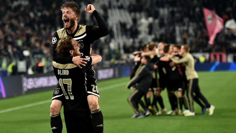 فرحة أياكس الهولندي