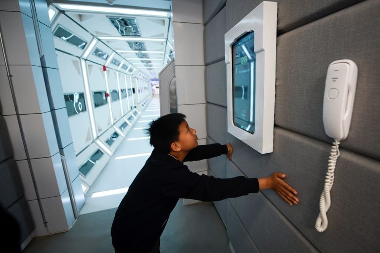 القاعدة تحاكي كوكب المريخ