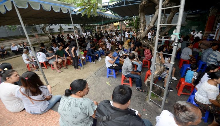 الأفيال تنقل صناديق الاقتراع - الفرنسية