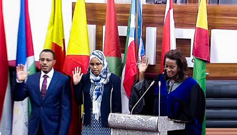 وزير الدفاع الإثيوبي لما مجرسا وعائشة محمد وزيرة تنمية المدن