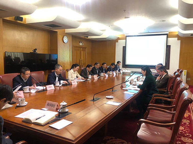 سكة حديدية بالصين 