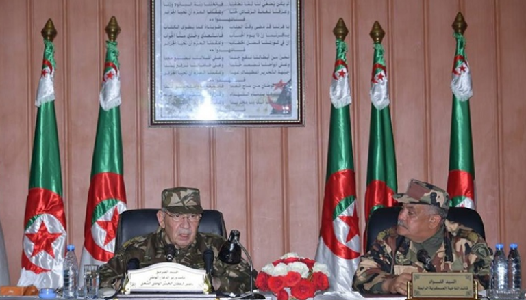 قائد أركان الجيش الجزائري أحمد قايد صالح