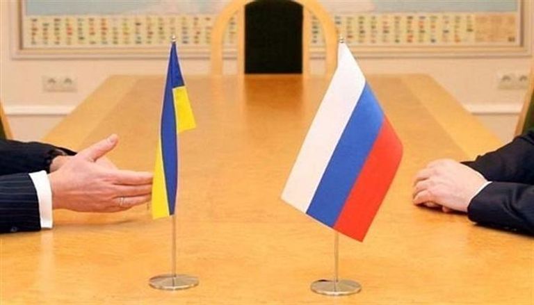 روسيا وأوكرانبا تتبادلان حظر المنتجات