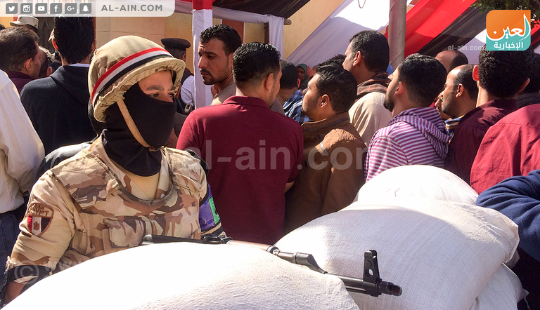 الناخبون يدلون بأصواتهم في اليوم الأول للاستفتاء