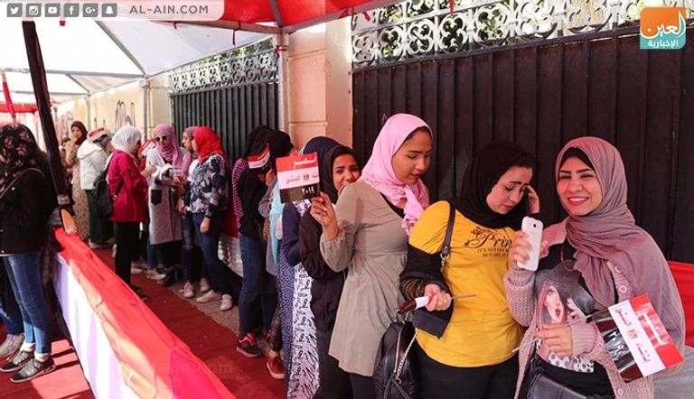 جانب من عمليات الاستفتاء على التعديلات الدستورية جانب من عمليات الاستفتاء على التعديلات الدستورية