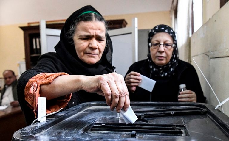 بدء تصويت المصريين على التعديلات الدستورية بدء تصويت المصريين على التعديلات الدستورية