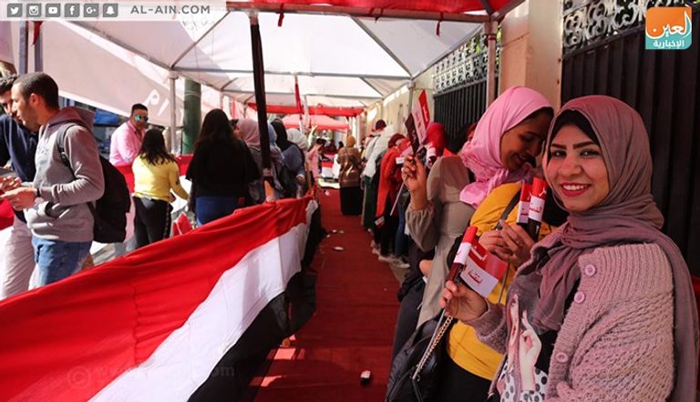 ابتسامة أمل على وجوه المصريين