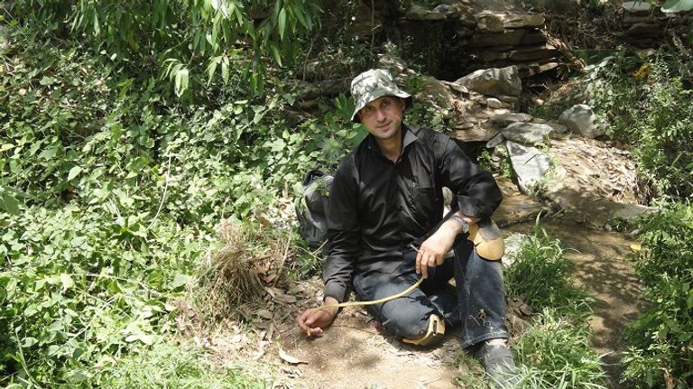 د.مصطفى شرف في موقع الاكتشاف