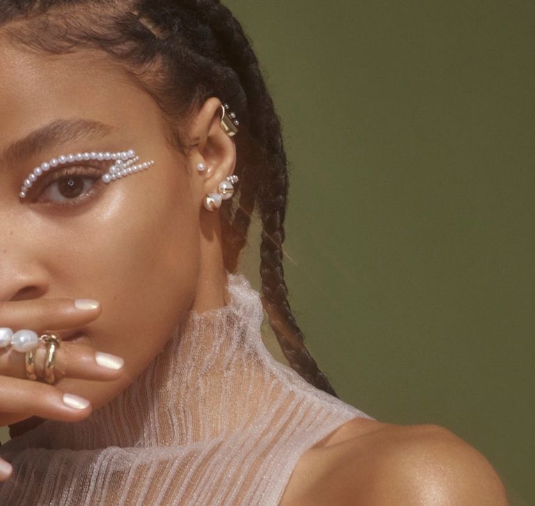 تجميل الوجه باستخدام اللؤلؤ صيحة مكياج ٢٠١٩