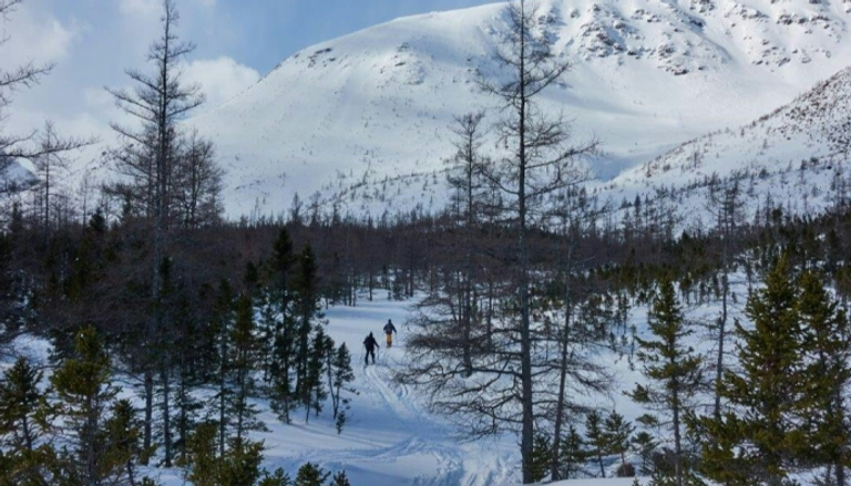 العثور على جثث 3 من متسلقي الجبال المعروفين عالميا في كندا