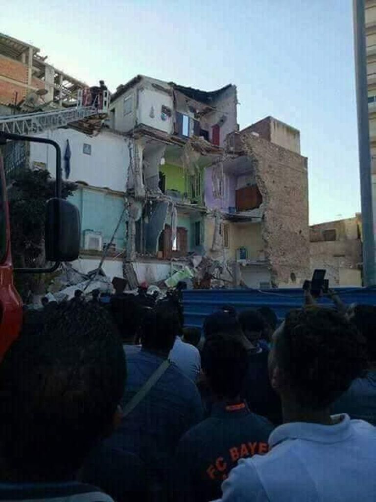 مقتل 4 أشخاص في انهيار جزئي في عمارة بالجزائر العاصمة