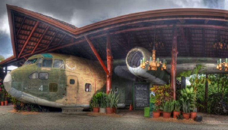 إحدى الطائرات التي تحولت إلى مطعم