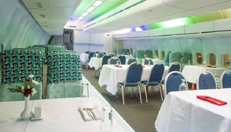 إحدى الطائرات التي تحولت إلى مطعم