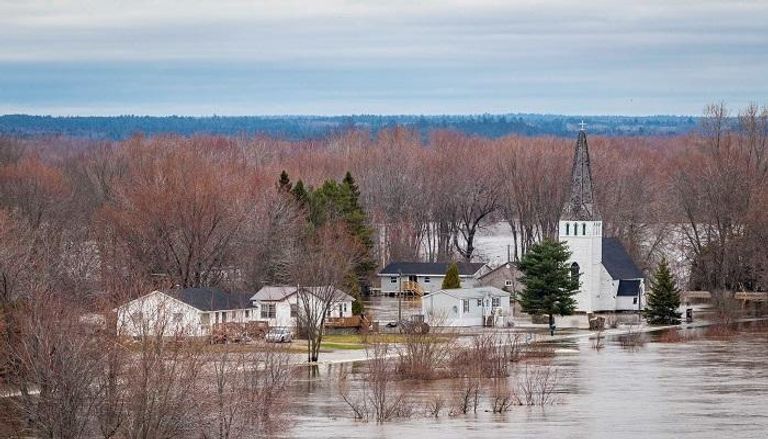 الفيضانات تجتاح منطقة "كيبيك" الكندية. 