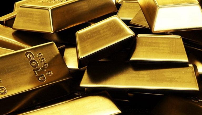 الذهب يتراجع مع قوة الأسهم 
