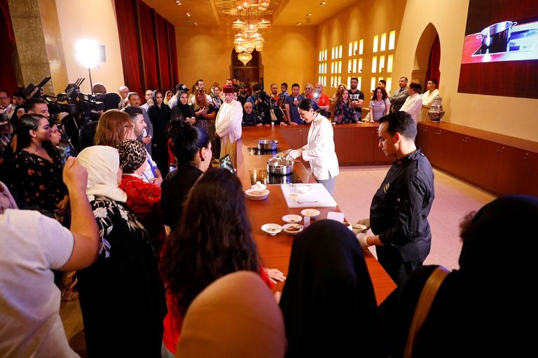 المطبخ المغربي يبوح بأسراره وكنوزه لزوار "المغرب في أبوظبي"