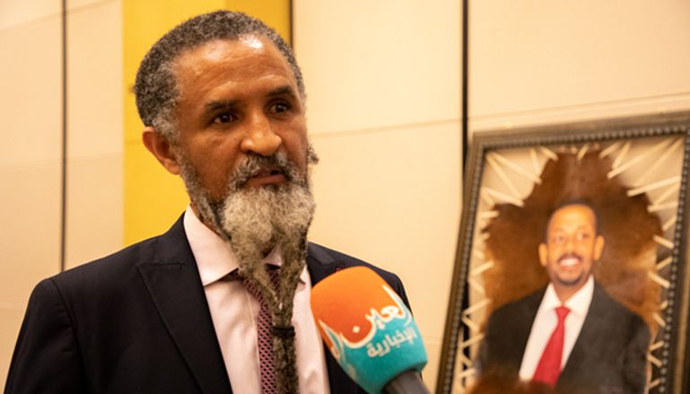 الفنان التشكيلي "ليما جويا"