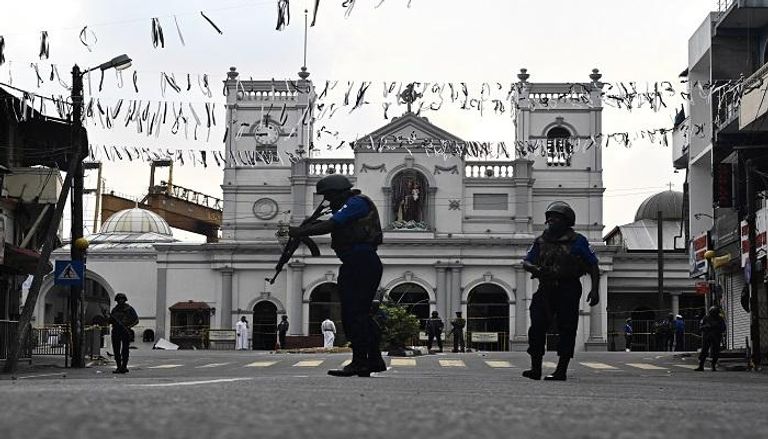 اتهامات التقصير تطول القيادات الأمنية في سريلانكا