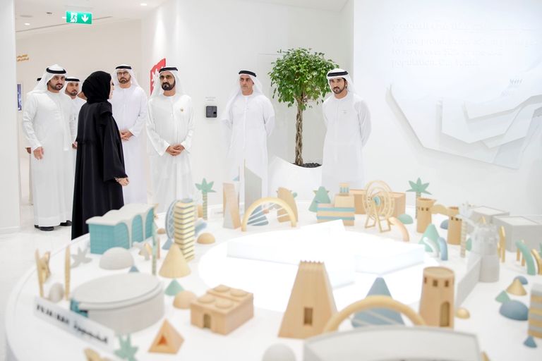 محمد بن راشد يعتمد مبادرات المؤسسة الاتحادية للشباب