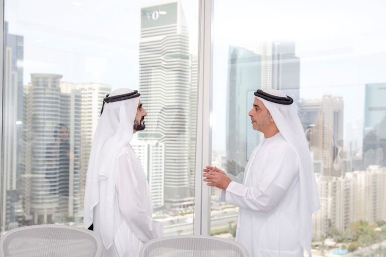 محمد بن راشد يعتمد مبادرات المؤسسة الاتحادية للشباب