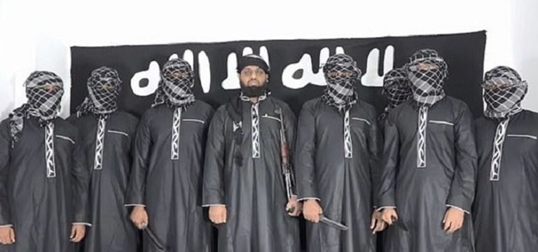 مولوي زهران هاشم داعية موالٍ لتنظيم داعش