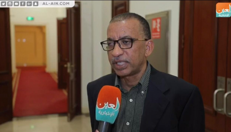 عمر الدقير، رئيس حزب "المؤتمر السوداني" المعارض