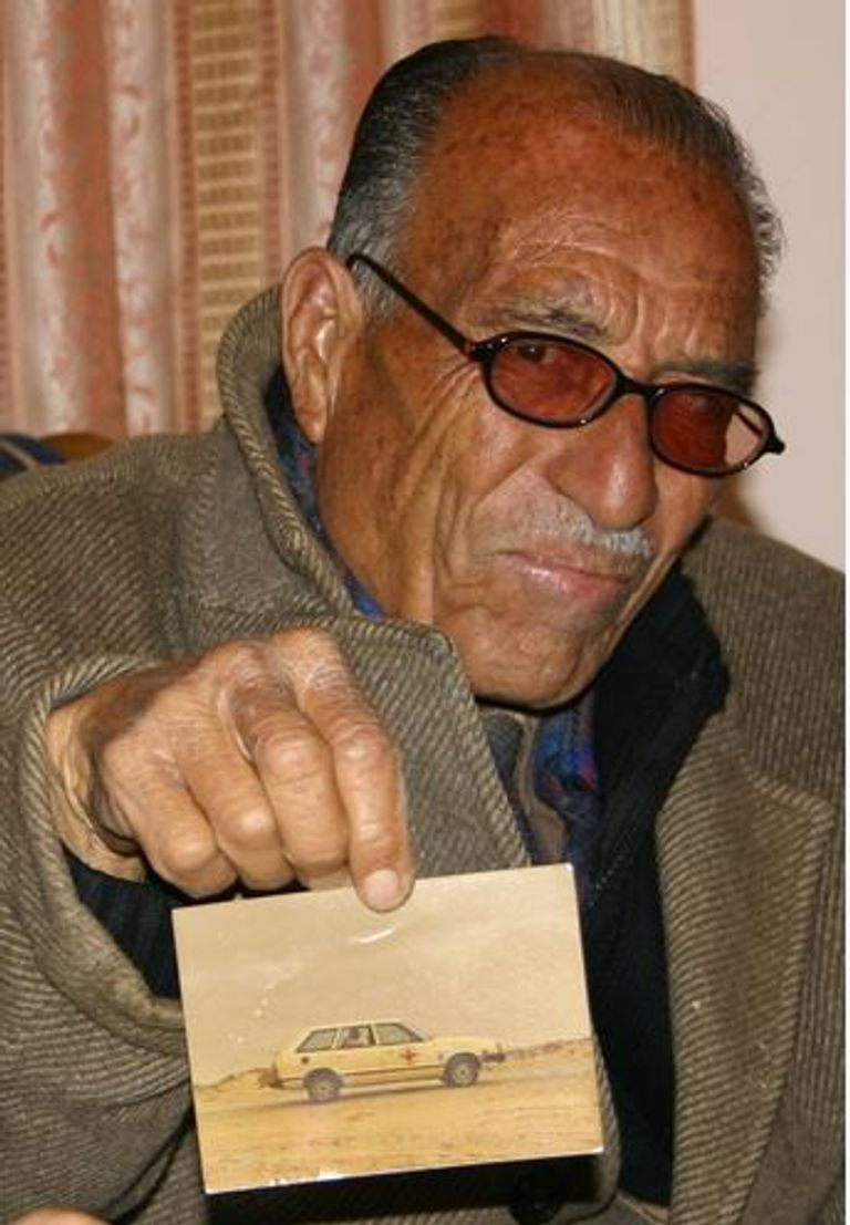 الفلسطينية آمال العويني