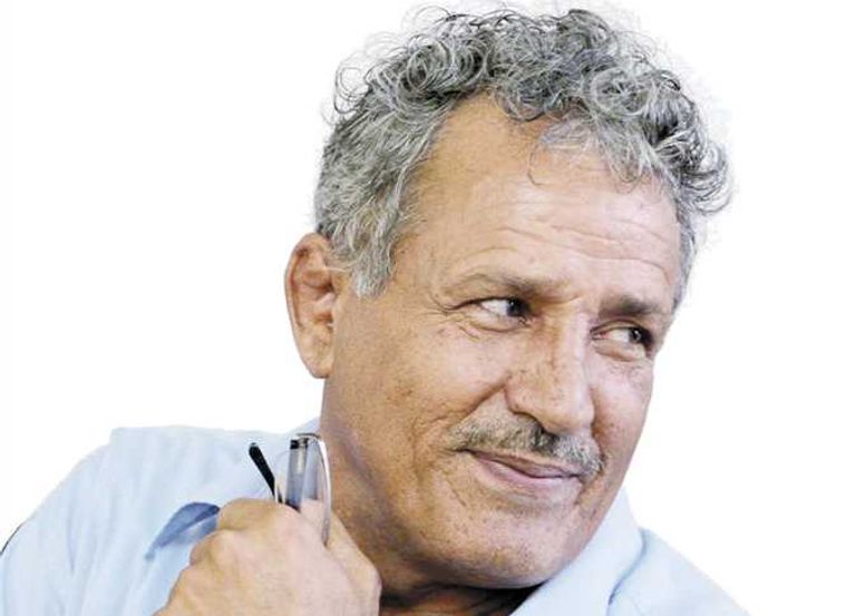 الروائي التونسي شكري المبخوت