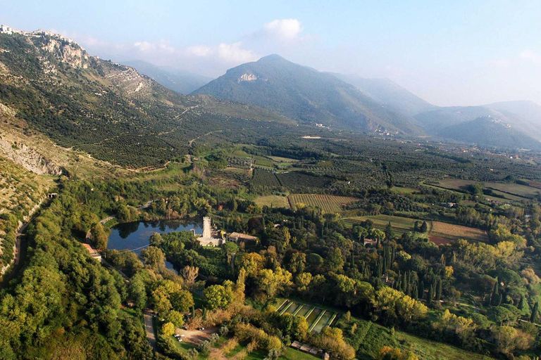 حديقة نينفا الإيطالية