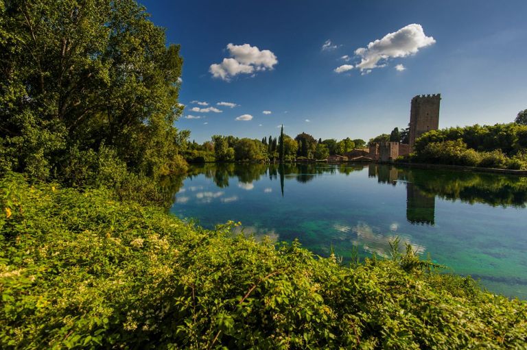 حديقة نينفا الإيطالية