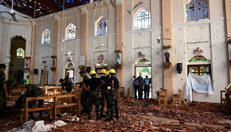 آثار التدمير بعد مجزرة عيد الفصح في سريلانكا 