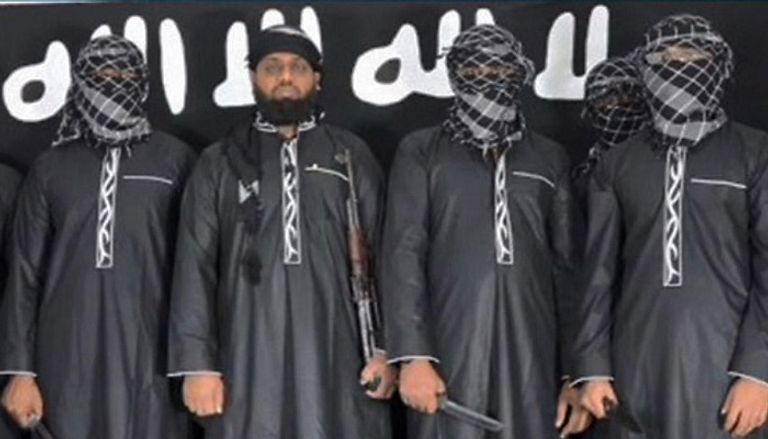 صورة من الفيديو الذي نشره داعش للعقل المدبر لهجمات سريلانكا