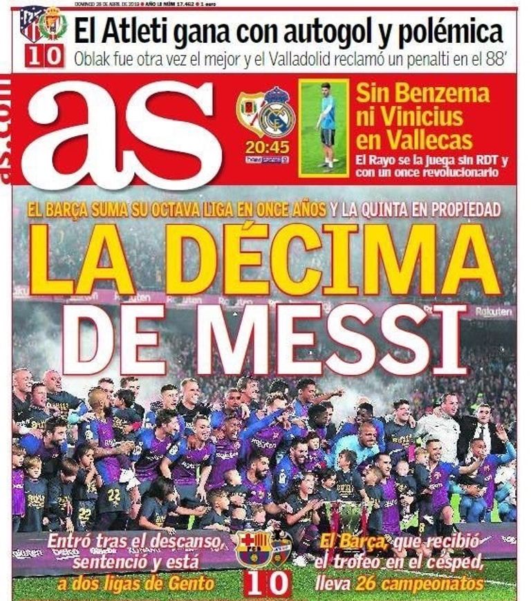 احتفال لاعبي برشلونة بلقب الدوري الإسباني