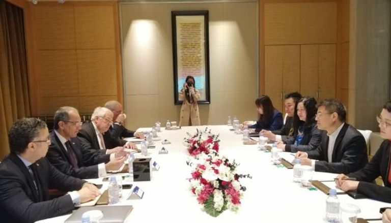 لقاء وزير الاتصالات المصري مع كبرى الشركات الصينية
