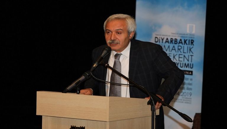 عدنان سلجوق مزراقلي الرئيس الجديد لبلدية ديار بكر الكبرى