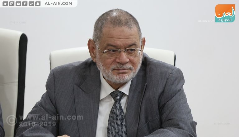 الدكتور ثروت الخرباوي كاتب ومفكر إسلامي منشق عن جماعة الإخوان الحلقة النقاشية