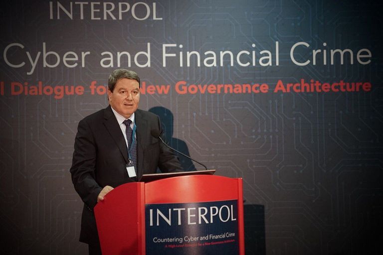 عبد الغني هامل المدير العام الأسبق للأمن الجزائري - أرشيفية وزير المالية والمدير العام الأسبق للأمن في الجزائر