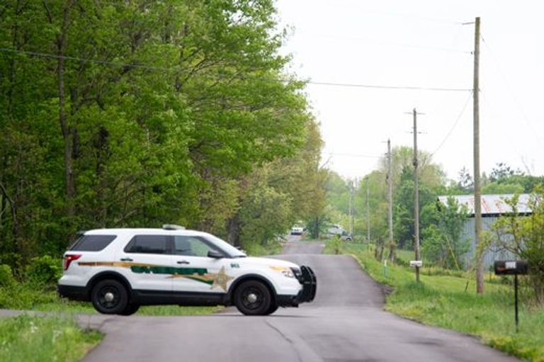 كمينز يقبع في السجن‭‭ ‬‬بعدما عانى من إصابات غير مميتة