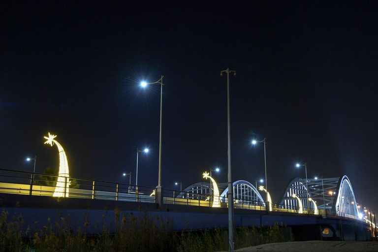 بهاء الأنوار يعمّ أبوظبي.