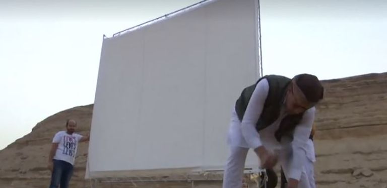 سينما في صحراء مصر