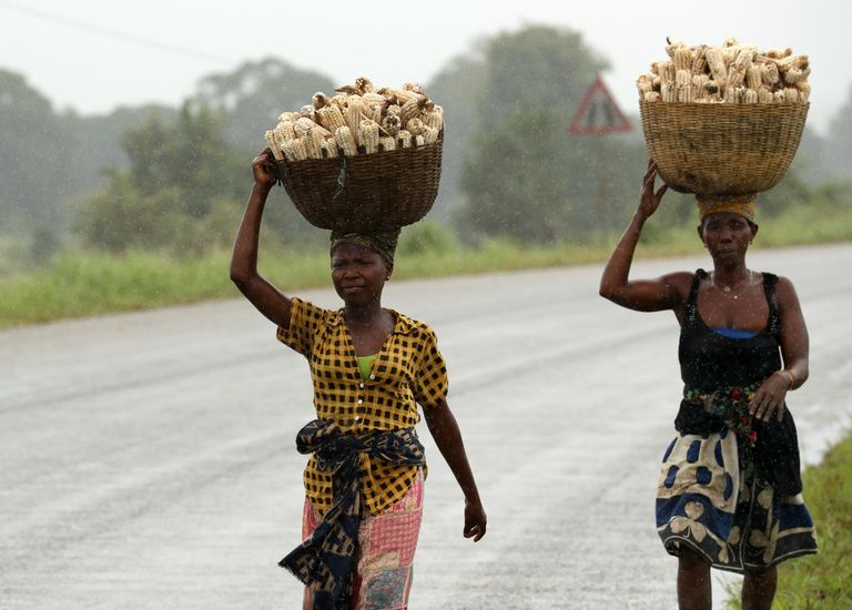 تقطع السبل بالآلاف في موزمبيق بعد الإعصار