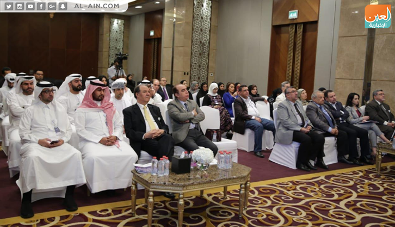 جانب من الحلقة النقاشية البحثية حول